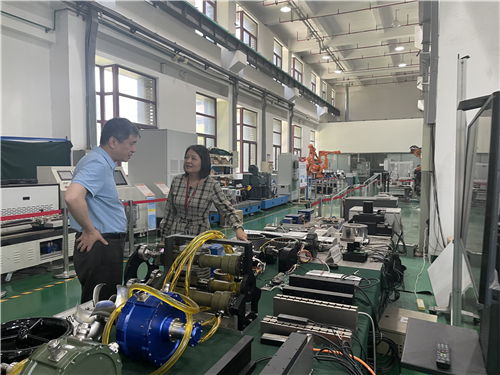 嚴慶調研寧波材料所 聚焦科技成果轉移轉化，推動磁電產品與磁性材料研發創新